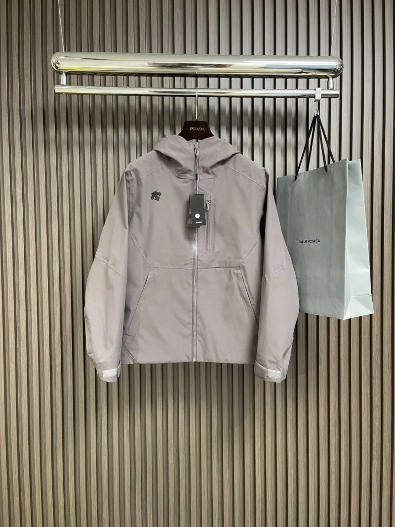 Unisex Descente Outwear 160837