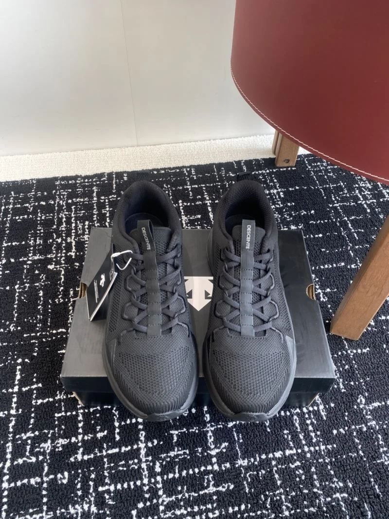 QuickDry Descente Shoes 12547