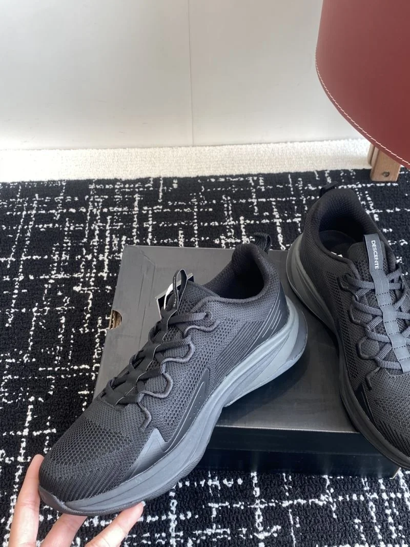 QuickDry Descente Shoes 12547