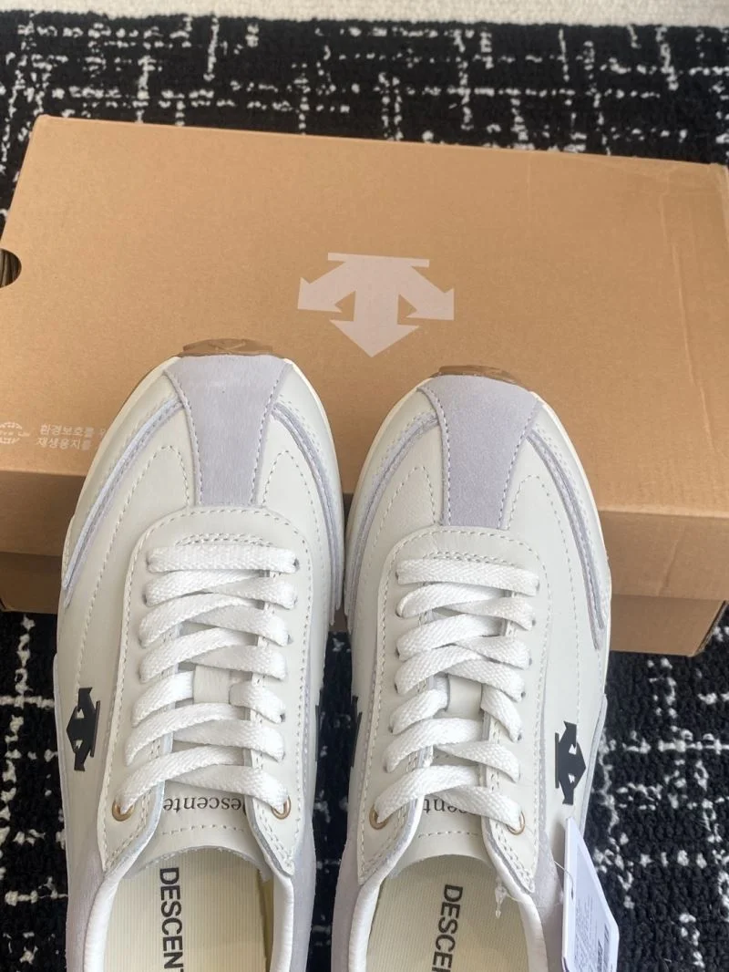 Descente Shoes Resilient 12548