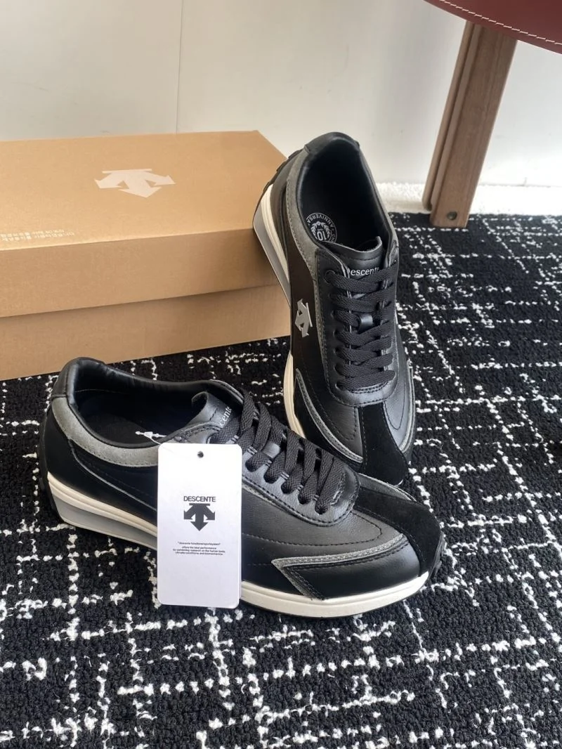 Descente Shoes ZipUp 6518