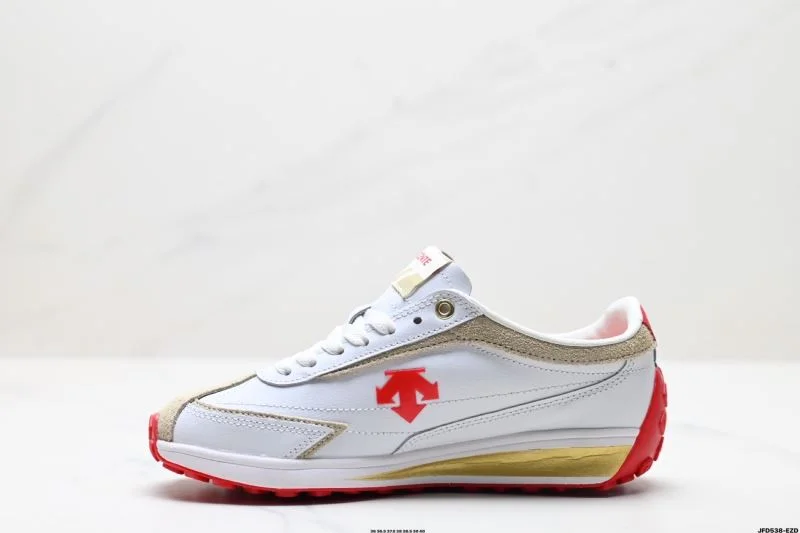 Descente Shoes Flexible 3569