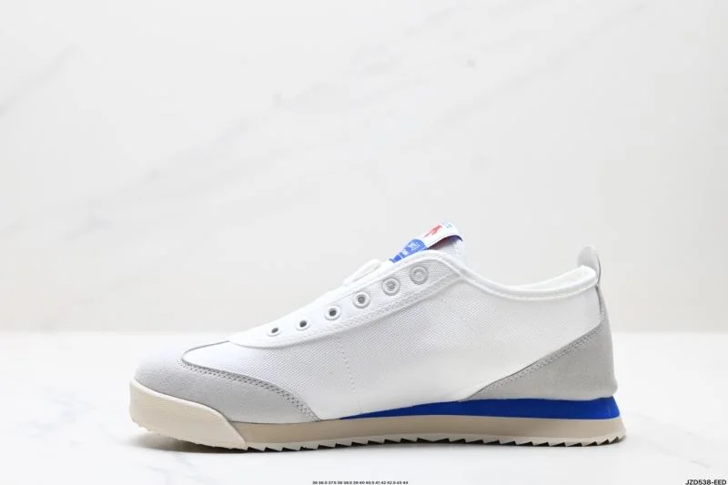 Descente Shoes Packable 3568
