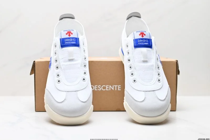 Descente Shoes Packable 3568