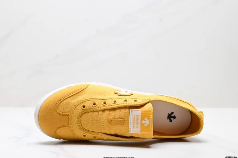 Neat Descente Shoes 3565
