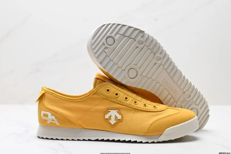 Neat Descente Shoes 3565