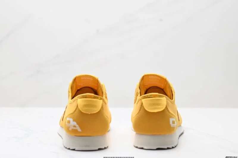 Neat Descente Shoes 3565