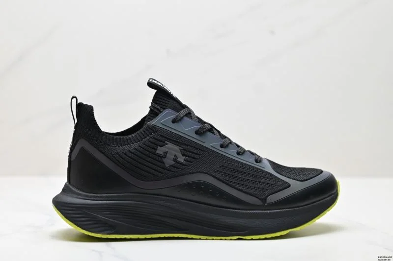 Descente Shoes Sporty 3564