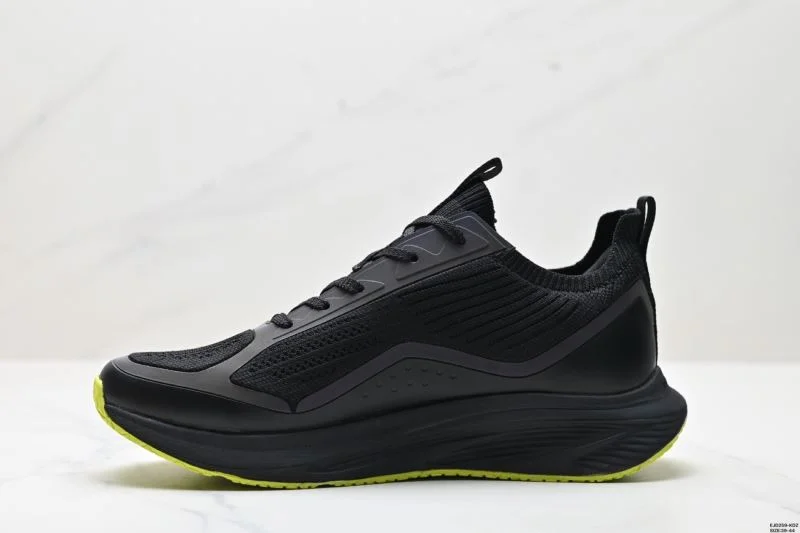 Descente Shoes Sporty 3564