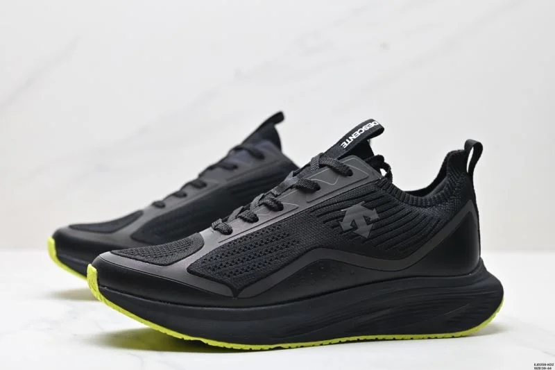Descente Shoes Sporty 3564