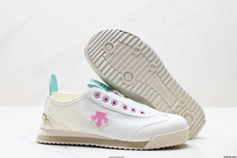Neat Descente Shoes 3643