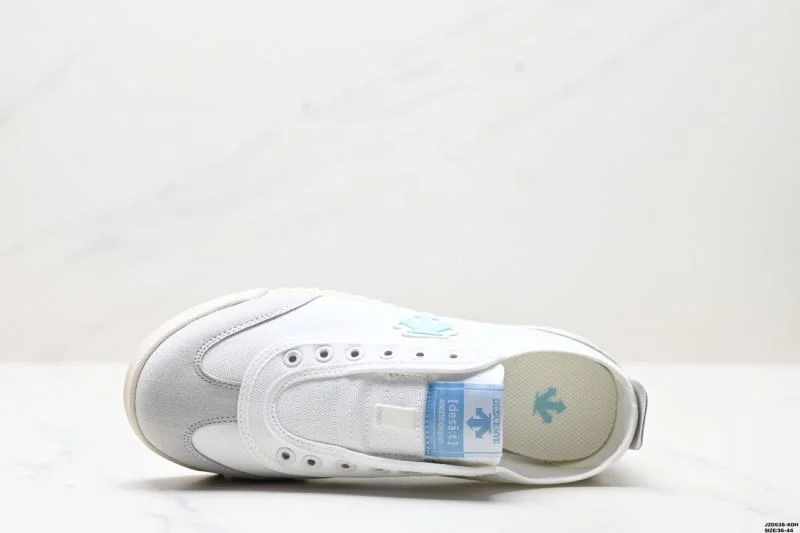 Trendy Descente Shoes 3557