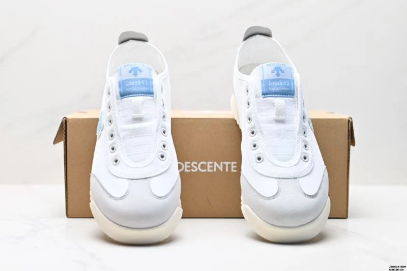Trendy Descente Shoes 3557