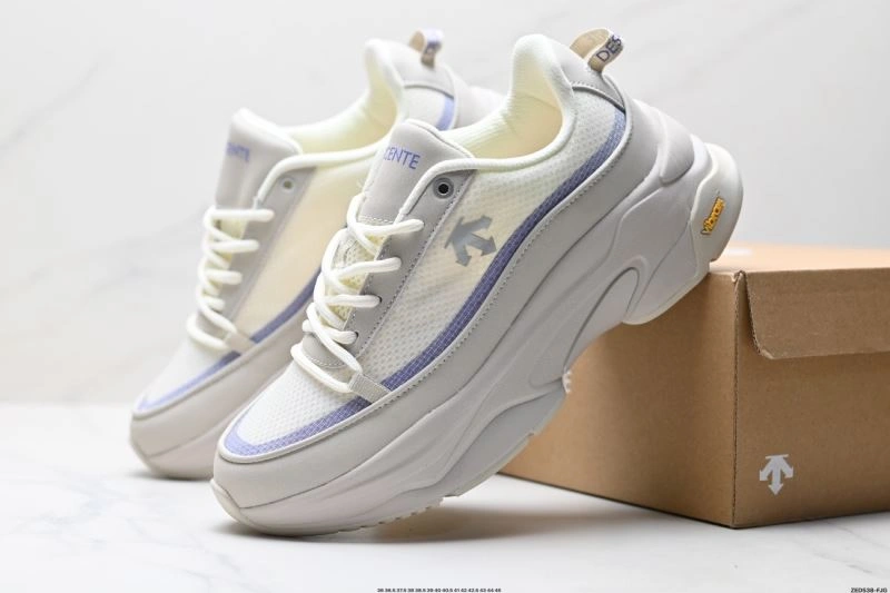 StreetReady Descente Shoes 2512