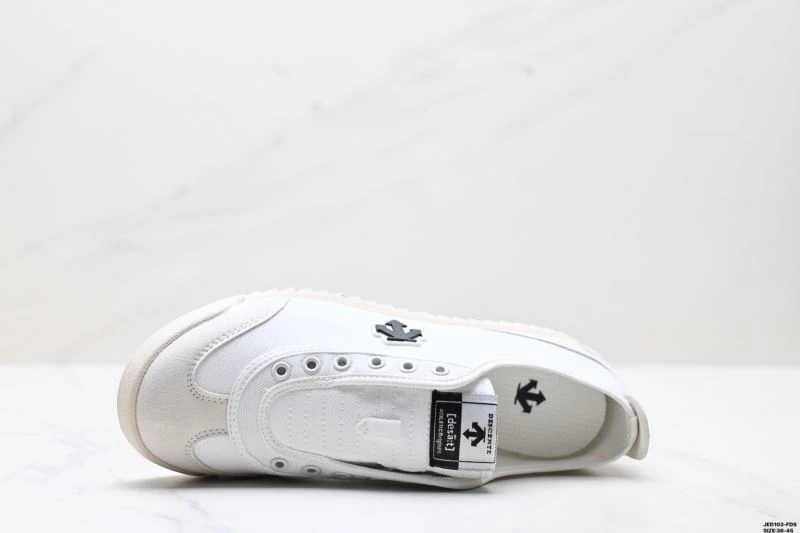 Descente Shoes Breathable 2497