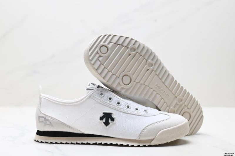 Descente Shoes Breathable 2497