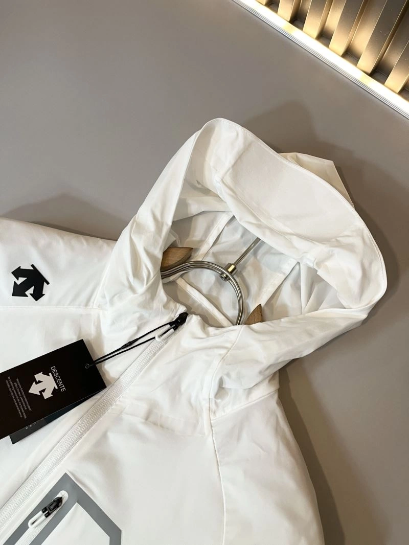 BestValue Descente Sunscreen Jacket 159653
