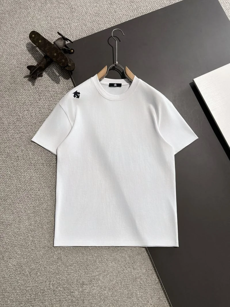 Affordable Descente T-Shirts 163789