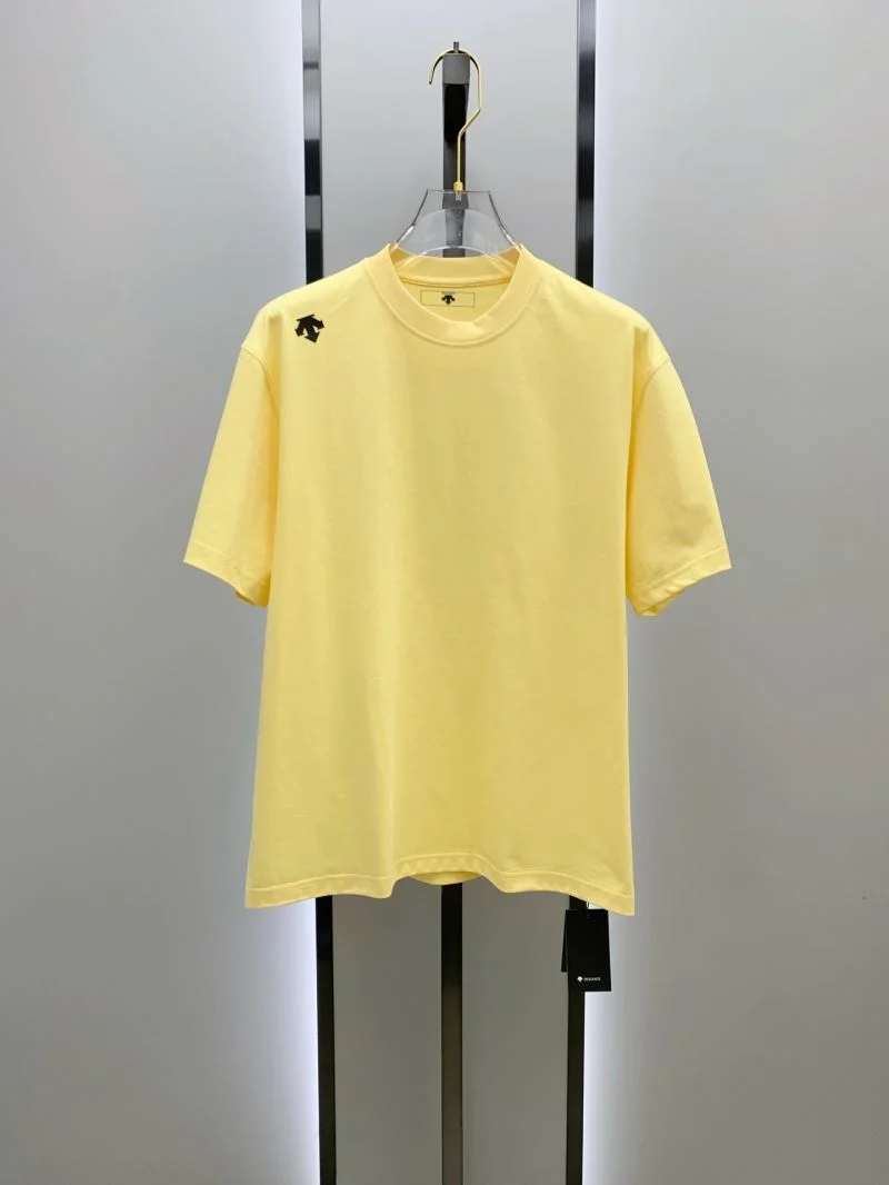 Fashionable Descente T-Shirts 163028
