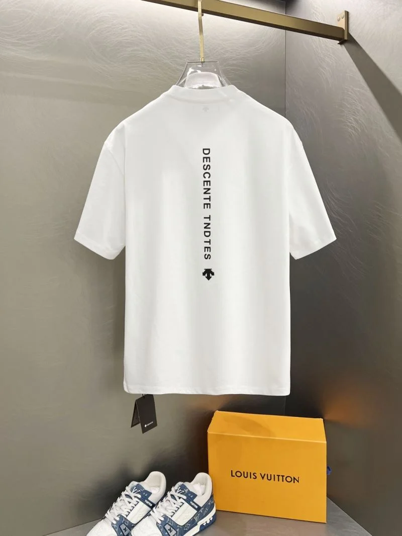 Descente T-Shirts Classic 162976