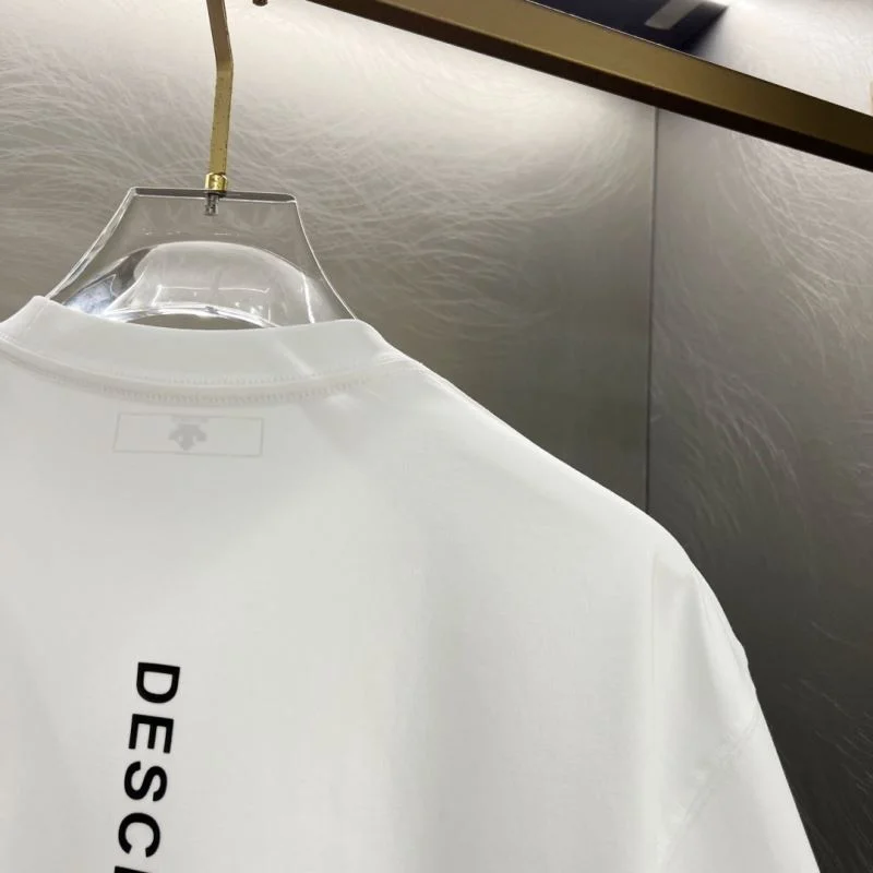 Descente T-Shirts Classic 162976