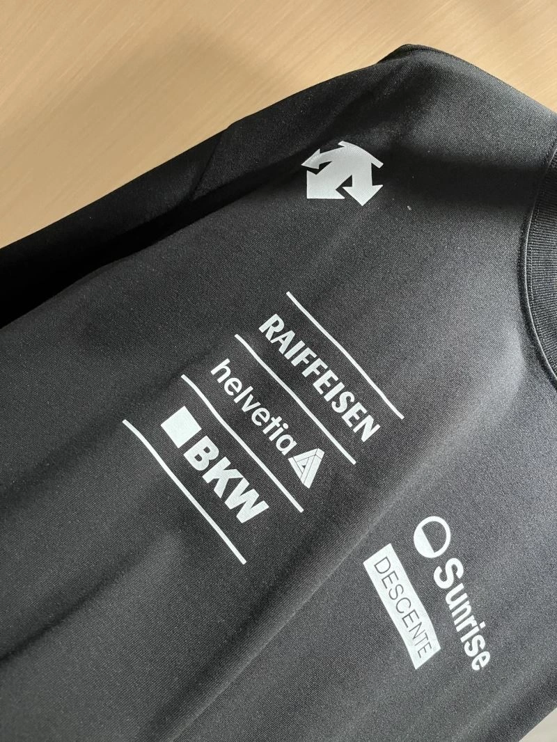 Descente T-Shirts Bright 161885