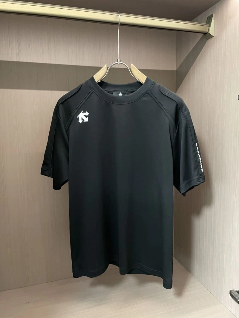 WrinkleFree Descente T-Shirts 160867