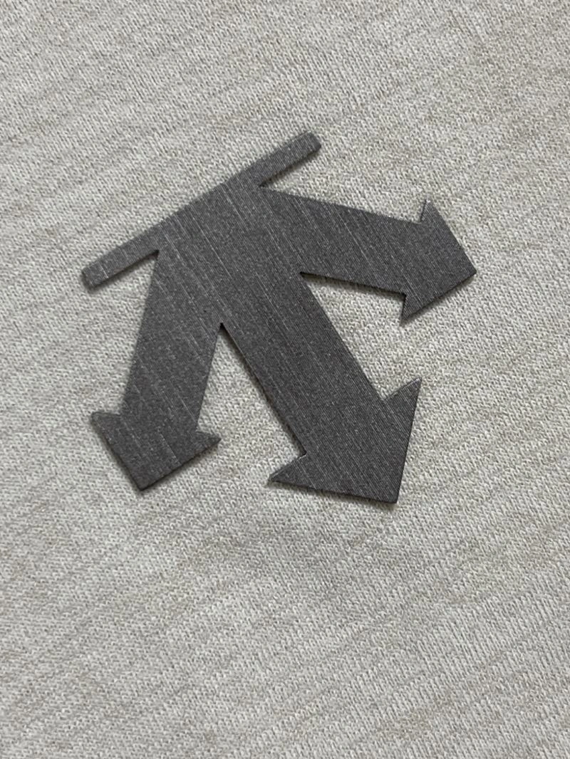 WellDesigned Descente T-Shirts 160812