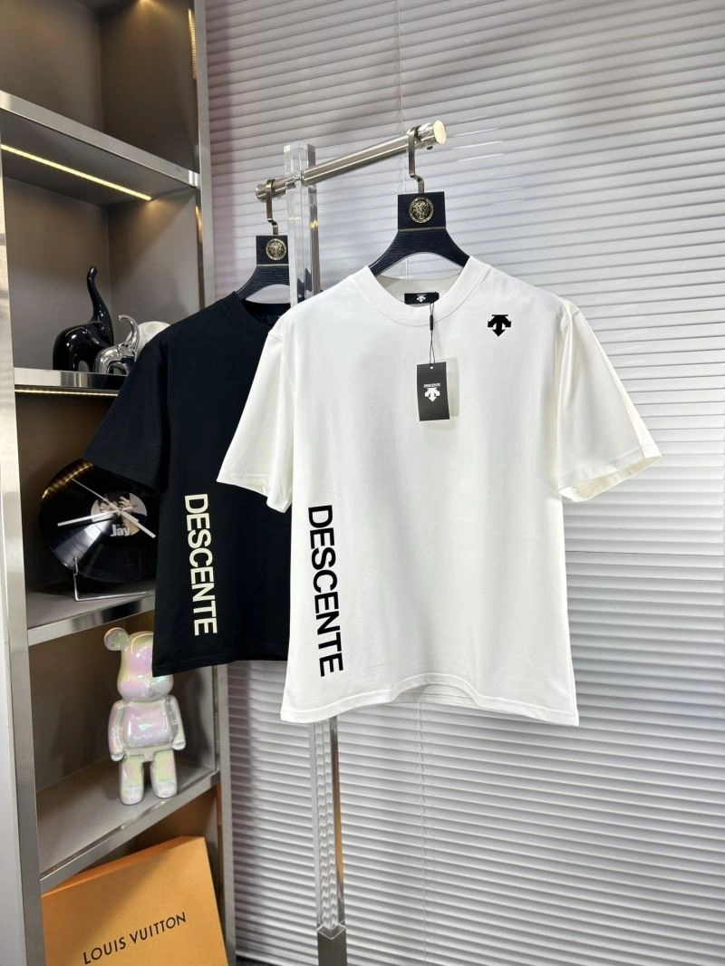 Chic Descente T-Shirts 160817