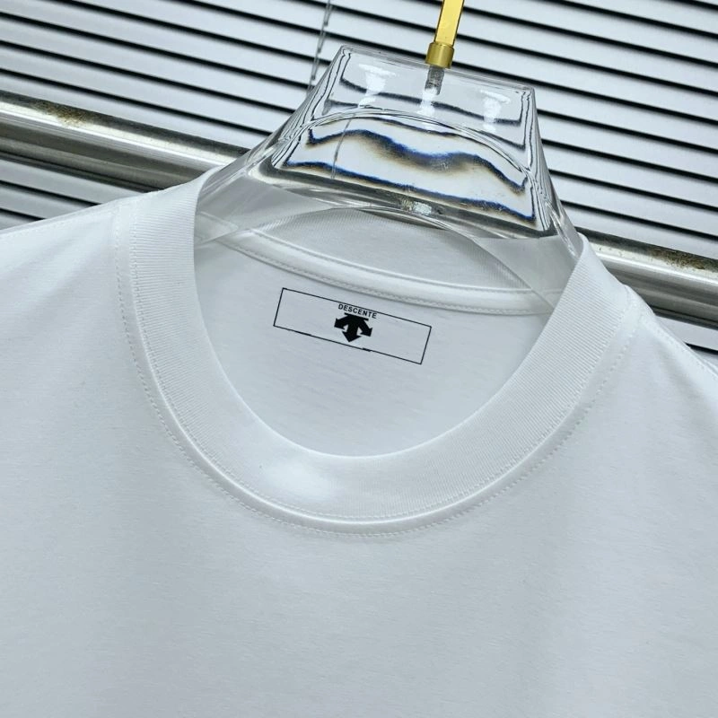Descente T-Shirts Elegant 160874