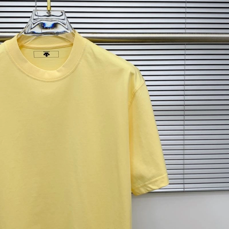 SportInspired Descente T-Shirts 160810
