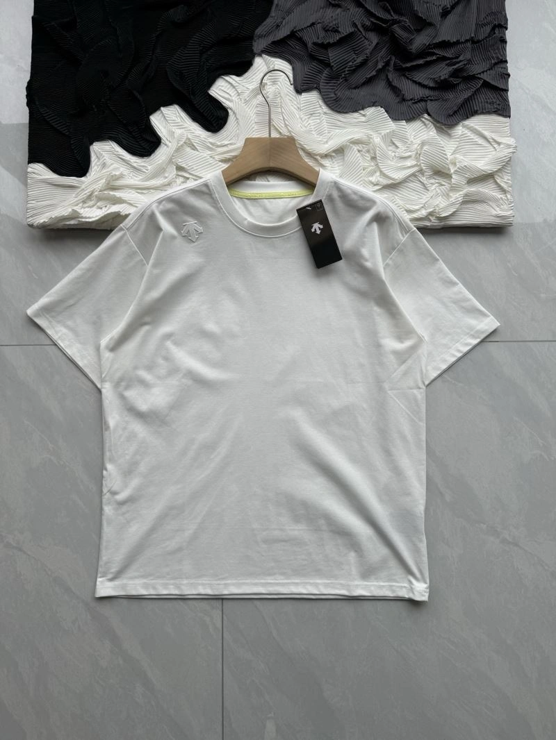 Descente T-Shirts UrbanChic 159648