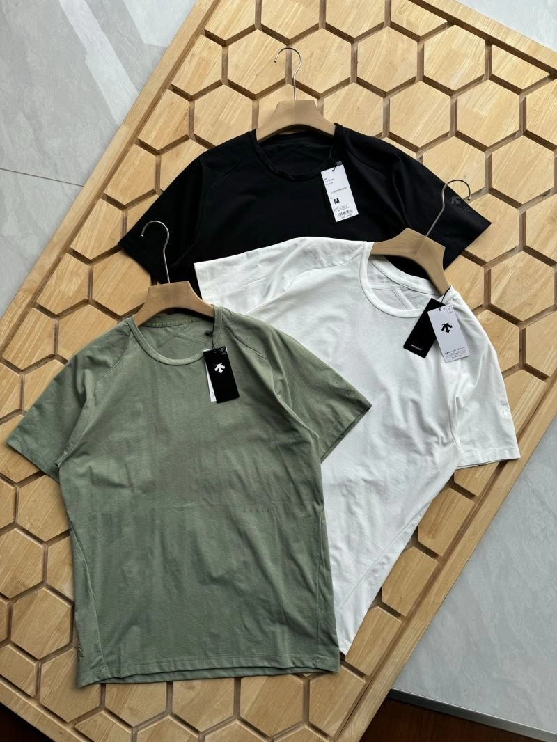 Descente T-Shirts Practical 159643