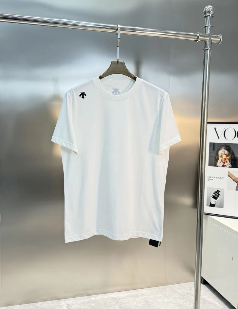 Descente T-Shirts Original 158588