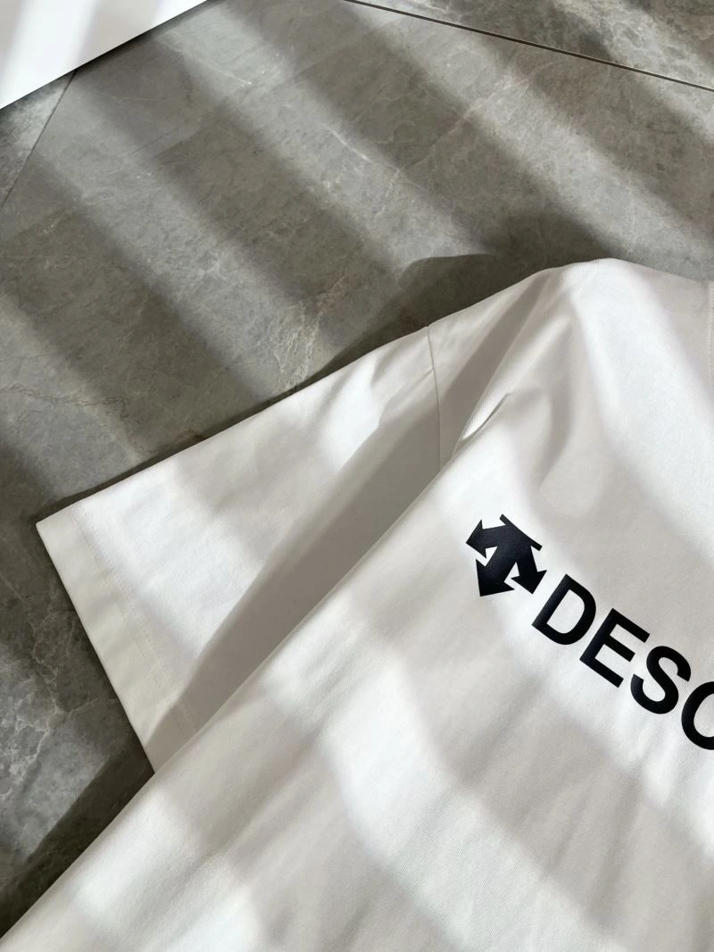 Versatile Descente T-Shirts 158595