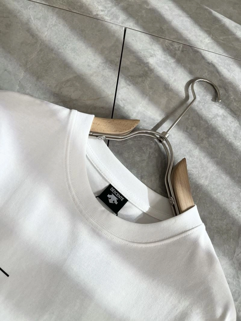 Descente T-Shirts Modern 158584
