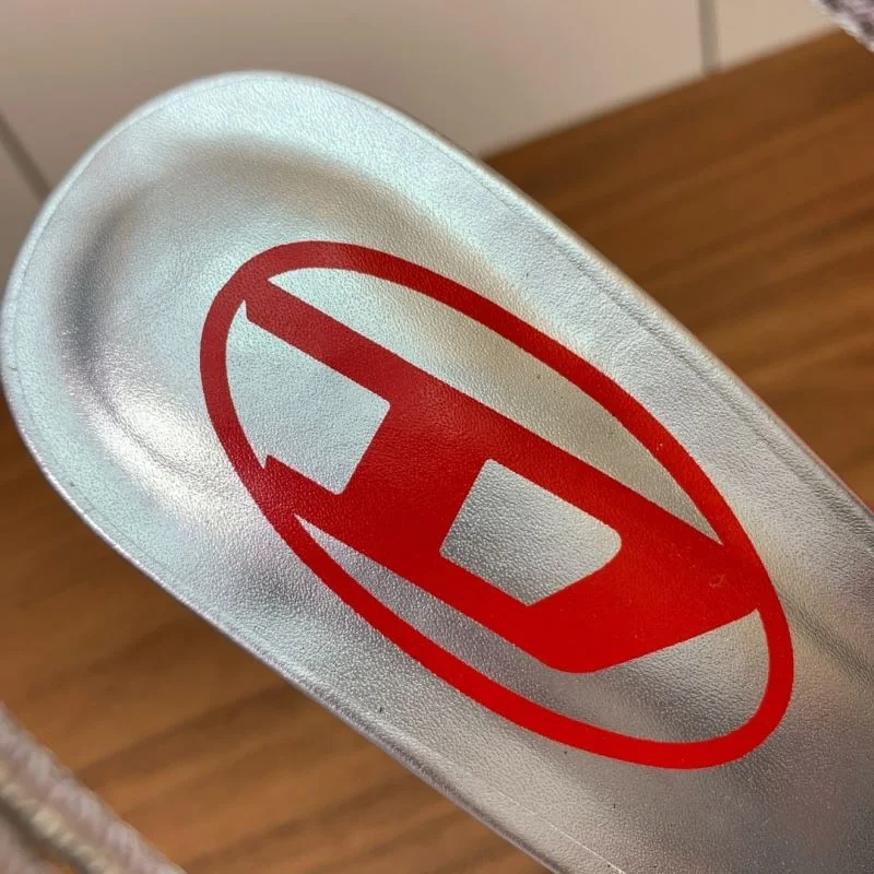 TechFriendly Diesel Sandals 10168