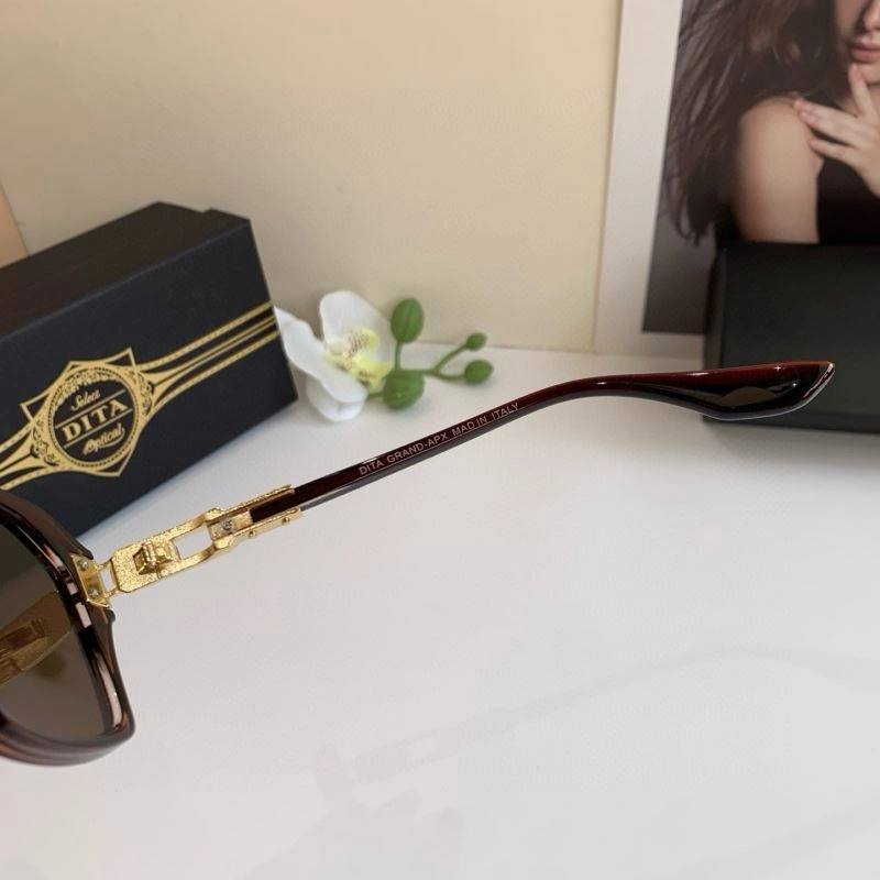 FashionForward Dita Sunglasses 279080