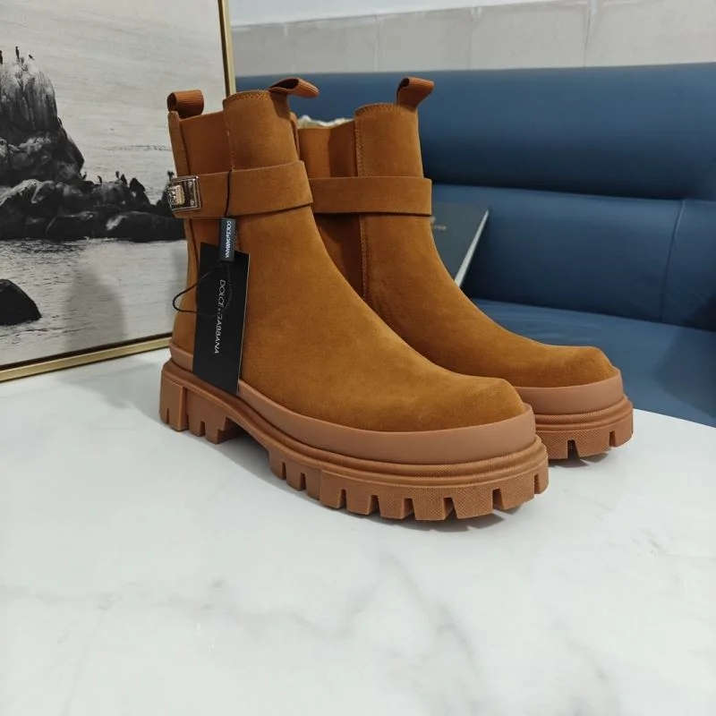 Resilient Dolce Gabbana Boots 22924