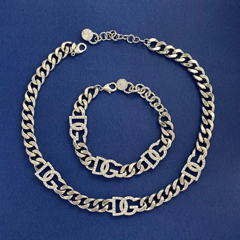 Durable Dolce Gabbana Bracelets 212638