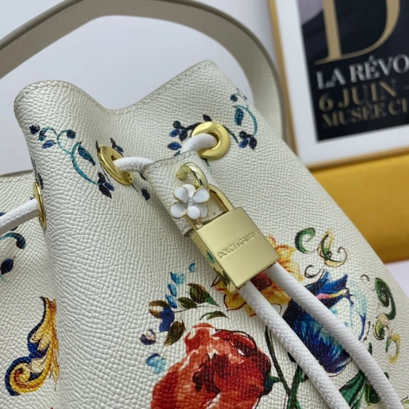 Dolce Gabbana Bucket Bags Neat 84154