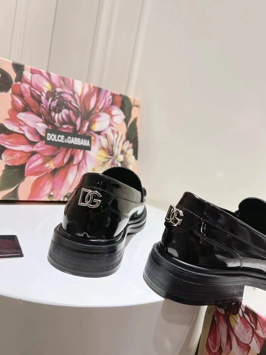 Supportive Dolce Gabbana Business Shoes 23014