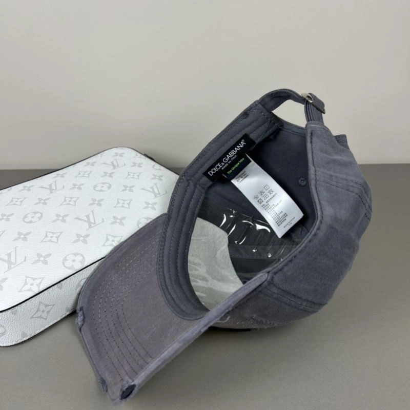 Dolce Gabbana Caps WrinkleFree 259033