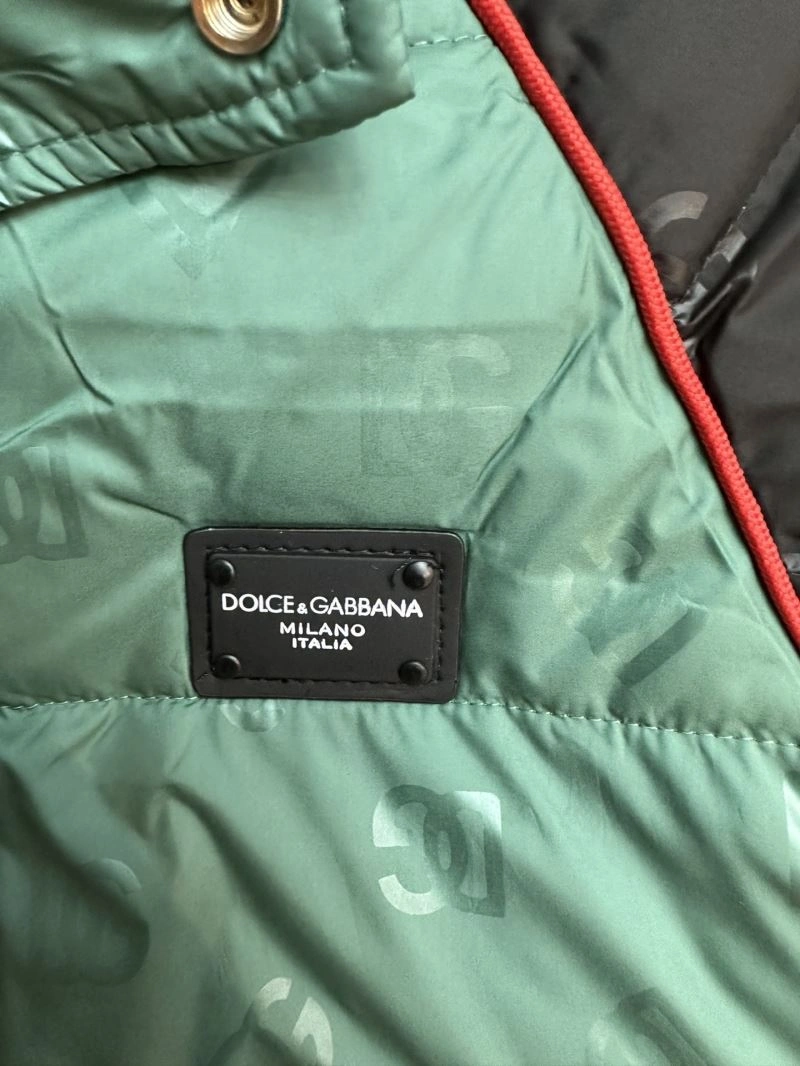 Vibrant Dolce Gabbana Down Jackets 120227