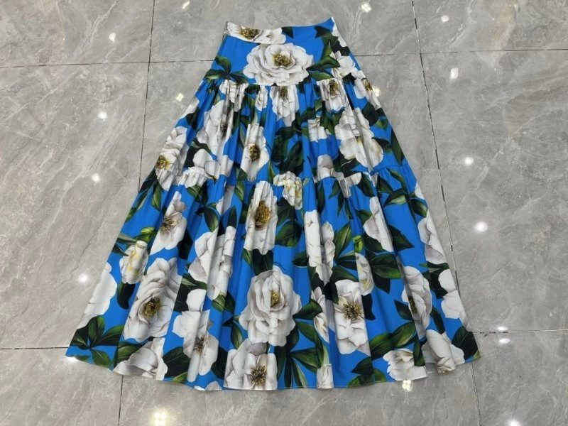 Cozy Dolce Gabbana Dress Suits 119176