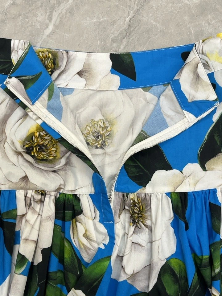Cozy Dolce Gabbana Dress Suits 119176