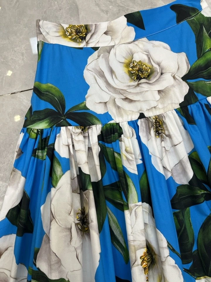 Cozy Dolce Gabbana Dress Suits 119176