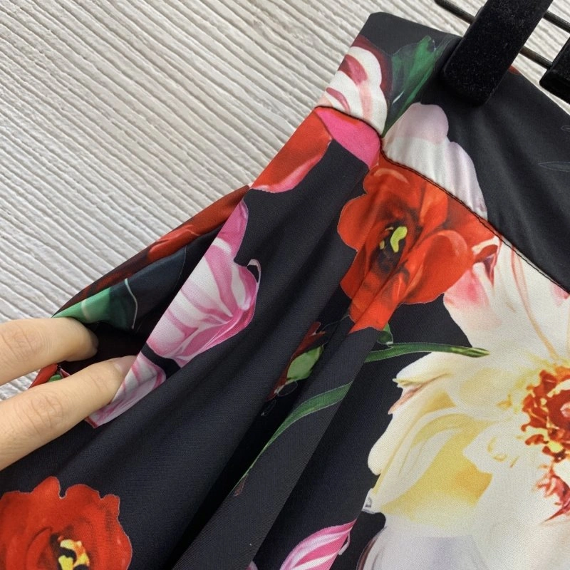 Colorful Dolce Gabbana Dress Suits 119159
