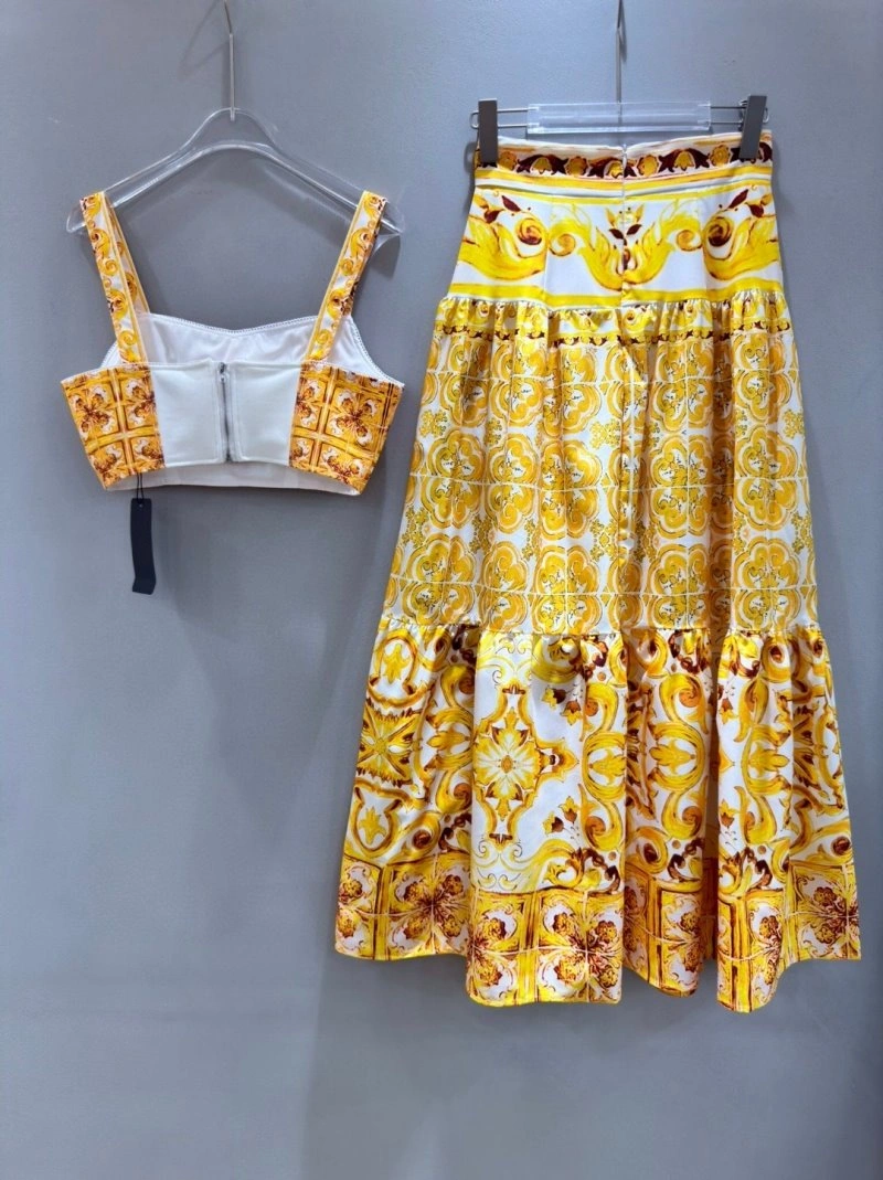 Sophisticated Dolce Gabbana Dress Suits 119290