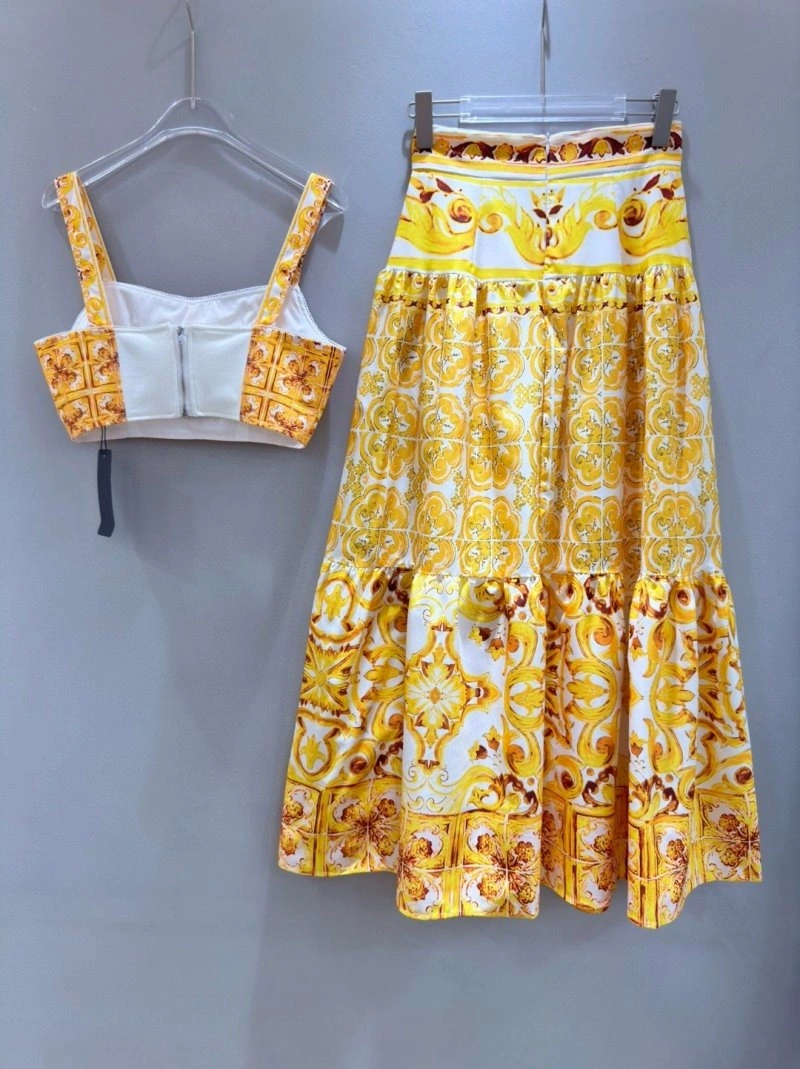 Sophisticated Dolce Gabbana Dress Suits 119290
